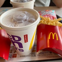 Photo taken at McDonald&amp;#39;s by まい こ. on 8/9/2020