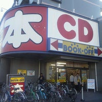 Photo taken at BOOKOFF 246川崎梶ヶ谷店 by Kimito T. on 1/27/2013