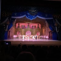 Photo taken at Государственный Приморский театр оперы и балета / State Primorsky Opera and Ballet Theater by alekSUNdra on 3/10/2017