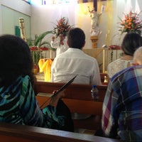 Photo taken at Iglesia cristo rey by Ricardo V. on 4/6/2013