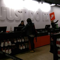 nike factory birkenhead point