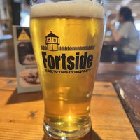 Foto tirada no(a) Fortside Brewing Company por Scott W. em 6/26/2022