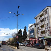 Photo taken at Kaynarca Çarşı by Kadir E. E. on 2/1/2016