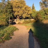 Photo taken at Hundewiese Jedlesee by Marina W. on 9/14/2017