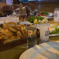 Foto diambil di Şefin Yeri Restaurant oleh AKİF pada 6/10/2023