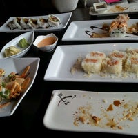 Photo prise au Asahi Sushi par Cody S. le11/29/2011