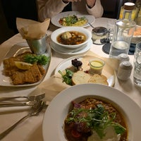 Foto scattata a Dunacorso Restaurant da Wallace P il 11/30/2022