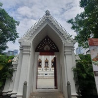 Photo taken at Wat Patumwanaram by Little Y. on 9/18/2023