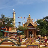 Photo taken at Wat Luang Por Opasee by Little Y. on 1/22/2023