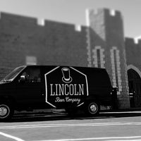 Das Foto wurde bei Lincoln Beer Company von Lincoln Beer Company am 11/5/2017 aufgenommen