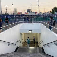 Photo taken at Metro Buenavista (Línea B) by Menno J. on 2/24/2022