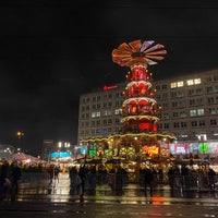 Photo taken at Christmas Market on Alexanderplatz by Menno J. on 12/13/2021