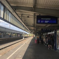 Photo taken at Oberhausen Hauptbahnhof by Menno J. on 8/10/2018