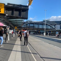 Photo taken at Busstation Schiphol by Menno J. on 5/30/2022