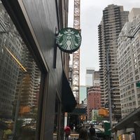 Photo taken at Starbucks by Fares 🐪✈️🍉 on 4/15/2019