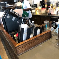 Photo taken at Starbucks by Phy on 7/26/2019