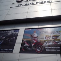 Photo taken at Yamaha PT. Alfa Scorpii by Dodi S. on 3/25/2013