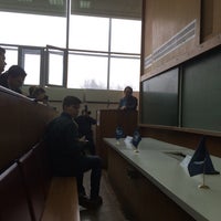 Foto scattata a Факультет мировой политики МГУ da Ann f. il 3/2/2016