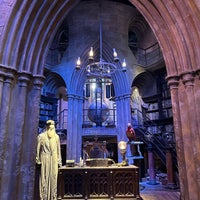 Foto diambil di Dumbledore&amp;#39;s Office oleh Andy B. pada 7/7/2023