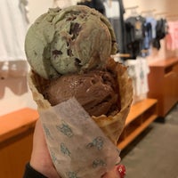 Photo taken at Molly Moon&amp;#39;s Homemade Ice Cream by Wenyan Z. on 3/14/2019