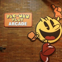 Das Foto wurde bei PAC-MAN PLAY™ Arcade at Underground Atlanta von Jack B. am 1/12/2013 aufgenommen