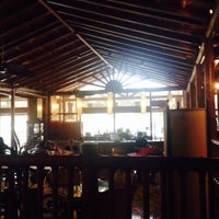Das Foto wurde bei Kontiki restaurant von Green am 9/9/2016 aufgenommen