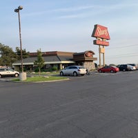 Photo taken at Shari&amp;#39;s Cafe and Pies by Mark T. on 10/1/2020