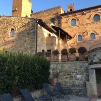 Foto tirada no(a) Castello di Monterone por Pedro F. em 12/30/2019