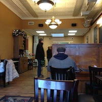 Foto tomada en Main Street Bakery &amp;amp; Cafe  por David S. el 12/29/2012
