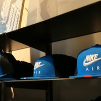medios de comunicación almohada Becks Nike Factory Store La Roca - Tienda de artículos deportivos en Cardedeu