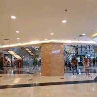 Photo taken at Puri Indah Mall by 杨翼 on 2/19/2020