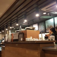 Photo taken at Starbucks by 杨翼 on 7/5/2018