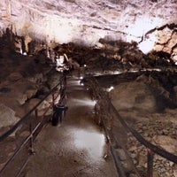 10/29/2018 tarihinde Zakhar K.ziyaretçi tarafından Grotta Gigante'de çekilen fotoğraf