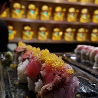Photo taken at Sushi Roxx by Erica L. on 6/17/2017