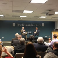 Foto tomada en Pew Research Center  por Gwynne K. el 10/25/2012