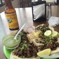 8/20/2013 tarihinde Scot W.ziyaretçi tarafından Tacos Taquila'de çekilen fotoğraf