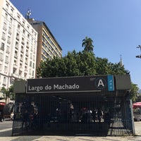 Photo taken at MetrôRio - Estação Largo do Machado by André P. on 9/7/2017