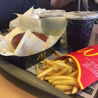 Photo taken at McDonald&amp;#39;s by André P. on 3/18/2017