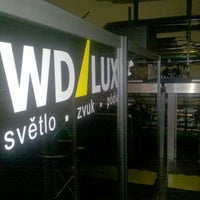Foto tirada no(a) WD LUX - světlo, zvuk, pódia por Lukáš Waleek V. em 2/13/2013