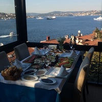 Снимок сделан в Paysage Restaurant пользователем Eşref S. 10/24/2019