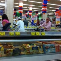 Photo taken at Supermercados Mundial by Vanessa F. on 2/25/2016