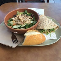 Photo taken at Panera Bread by Jose Eloy G. on 9/28/2015