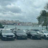 Photo taken at Sarayburnu Aile Çay Bahçesi by Arif A. on 5/10/2024