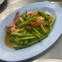 Photo taken at ร้านโพธิ์ชัย by Parawee T. on 1/24/2023