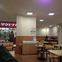 Photo taken at マクドナルド 聖蹟桜ヶ丘OPA店 by mar on 2/11/2013