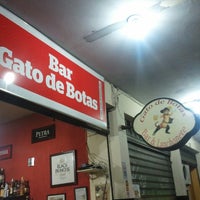 Photo taken at Gato de Botas Bar by Vinicius S. on 6/20/2013