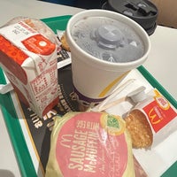 Photo taken at McDonald&amp;#39;s by Chiemi I. on 7/1/2023