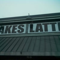 รูปภาพถ่ายที่ Lakes Latte โดย Randee D. เมื่อ 2/28/2013