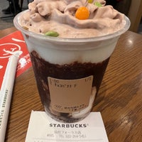 Photo taken at Starbucks by deracchi on 4/16/2022