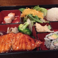 Photo taken at Ginza Japanese Restaurant by Ryan Y. on 1/15/2015